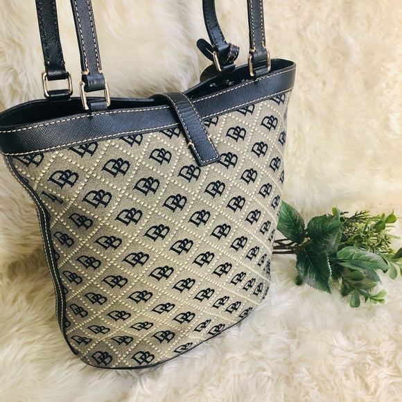 DOONEY & BOURKE✨ - Picture 4 of 10